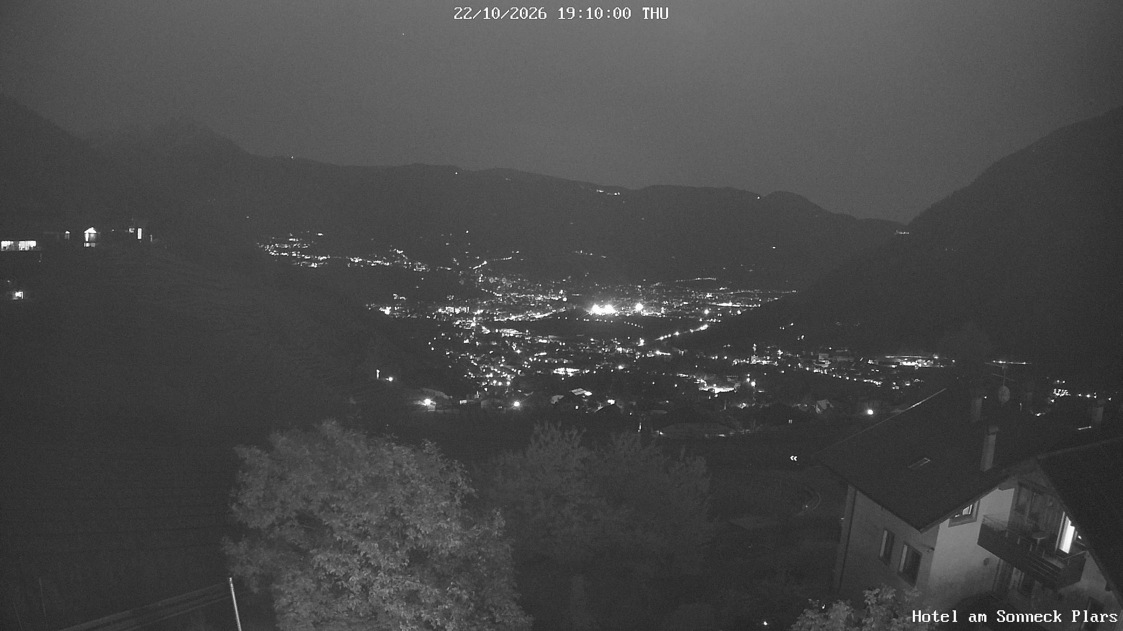 19:10